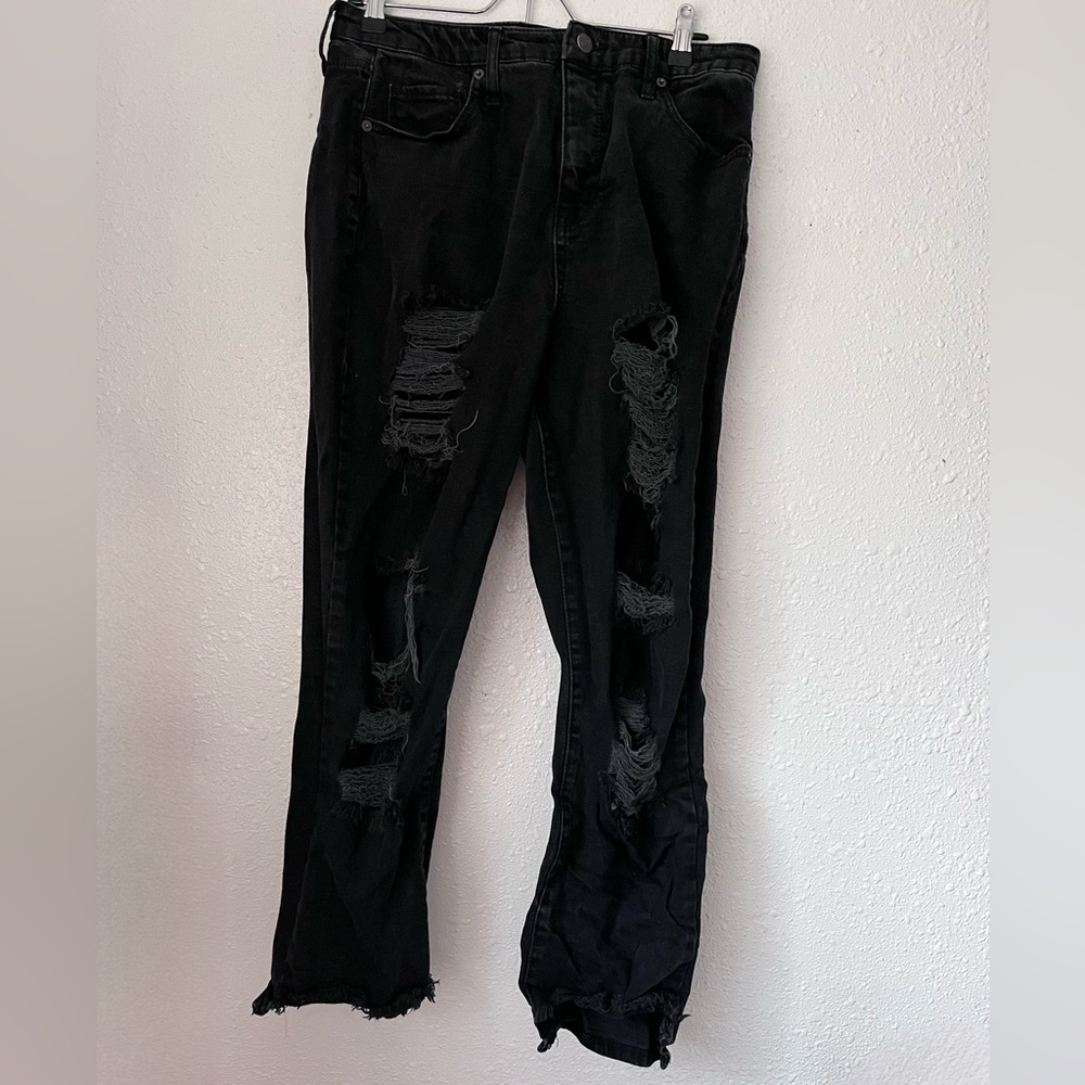 Mossimo ripped stretch mom jeans